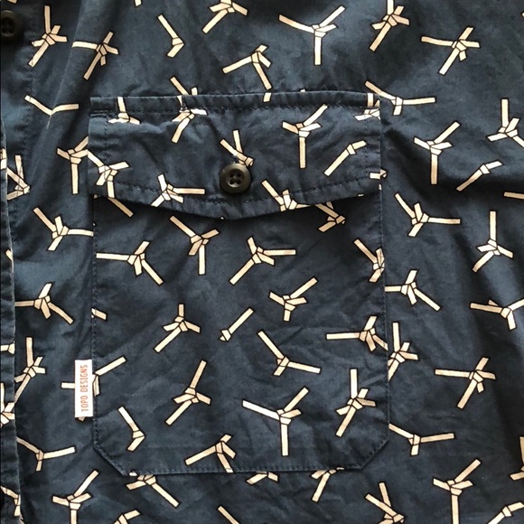 Topo Designs Women’s Medium Knot Design Button Up Shirt - Picture 3 of 8